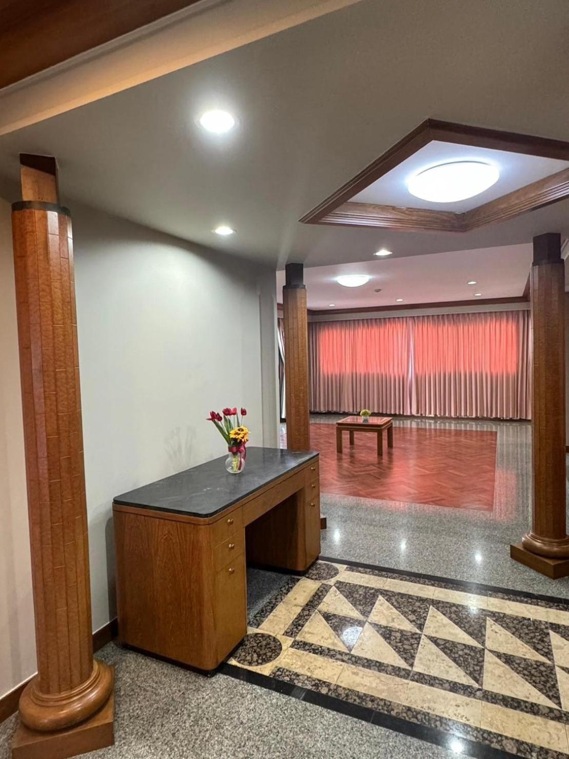 United Tower Thonglor By Aspira Apartment Bangkok Ngoại thất bức ảnh