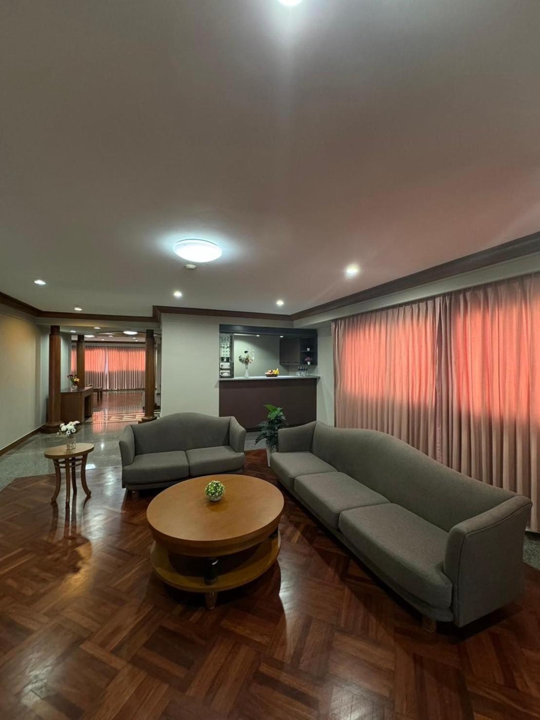 United Tower Thonglor By Aspira Apartment Bangkok Ngoại thất bức ảnh