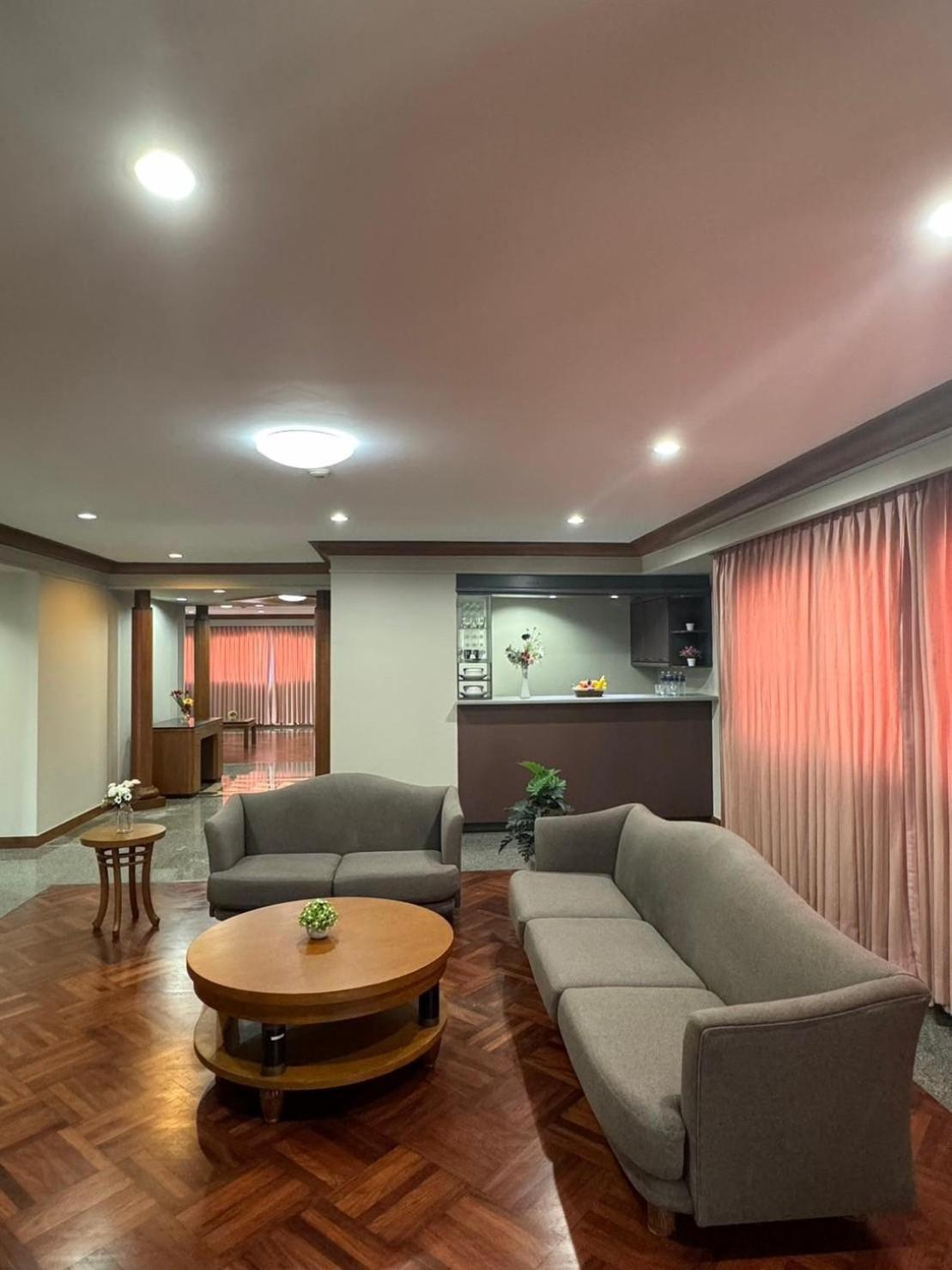 United Tower Thonglor By Aspira Apartment Bangkok Ngoại thất bức ảnh