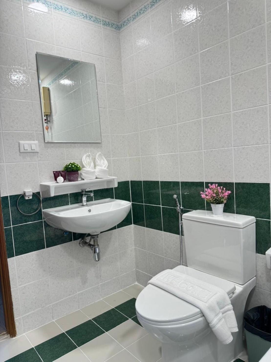 United Tower Thonglor By Aspira Apartment Bangkok Ngoại thất bức ảnh