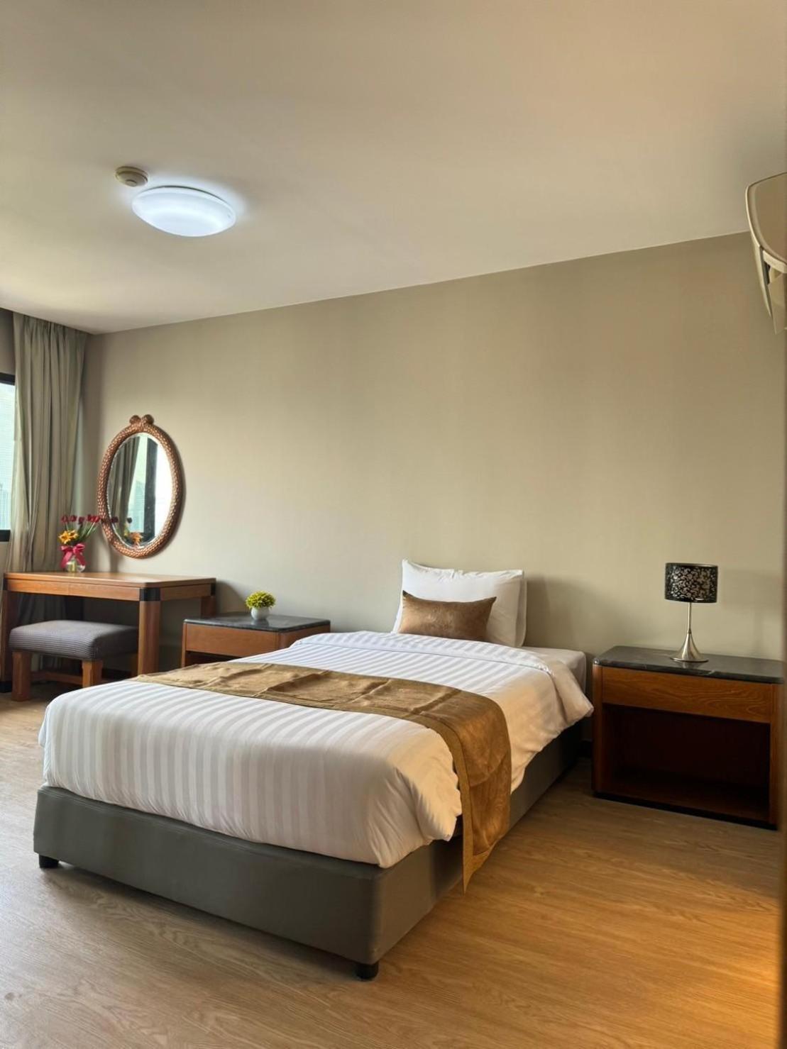 United Tower Thonglor By Aspira Apartment Bangkok Ngoại thất bức ảnh