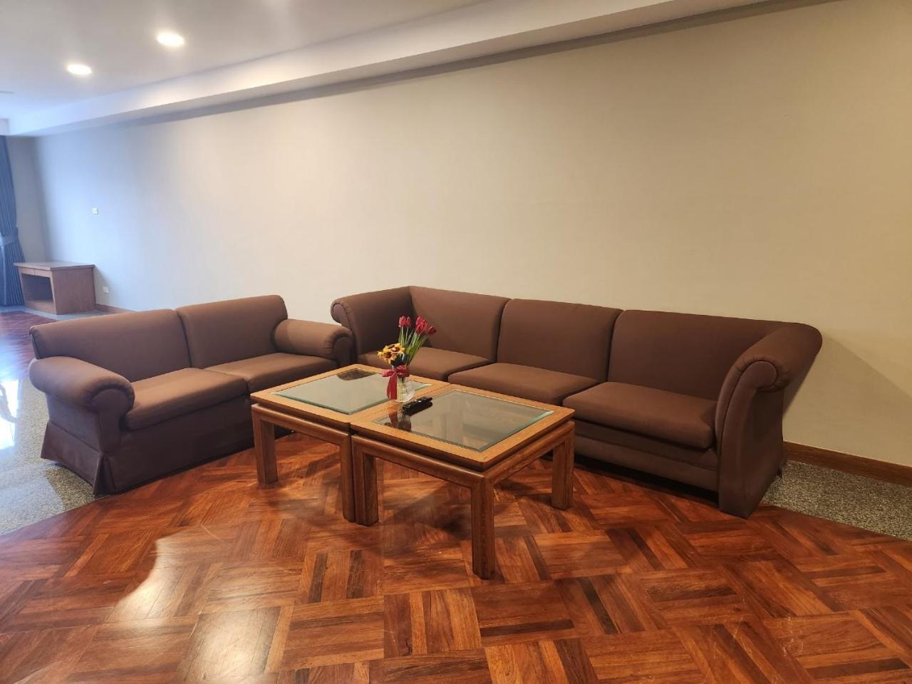 United Tower Thonglor By Aspira Apartment Bangkok Ngoại thất bức ảnh