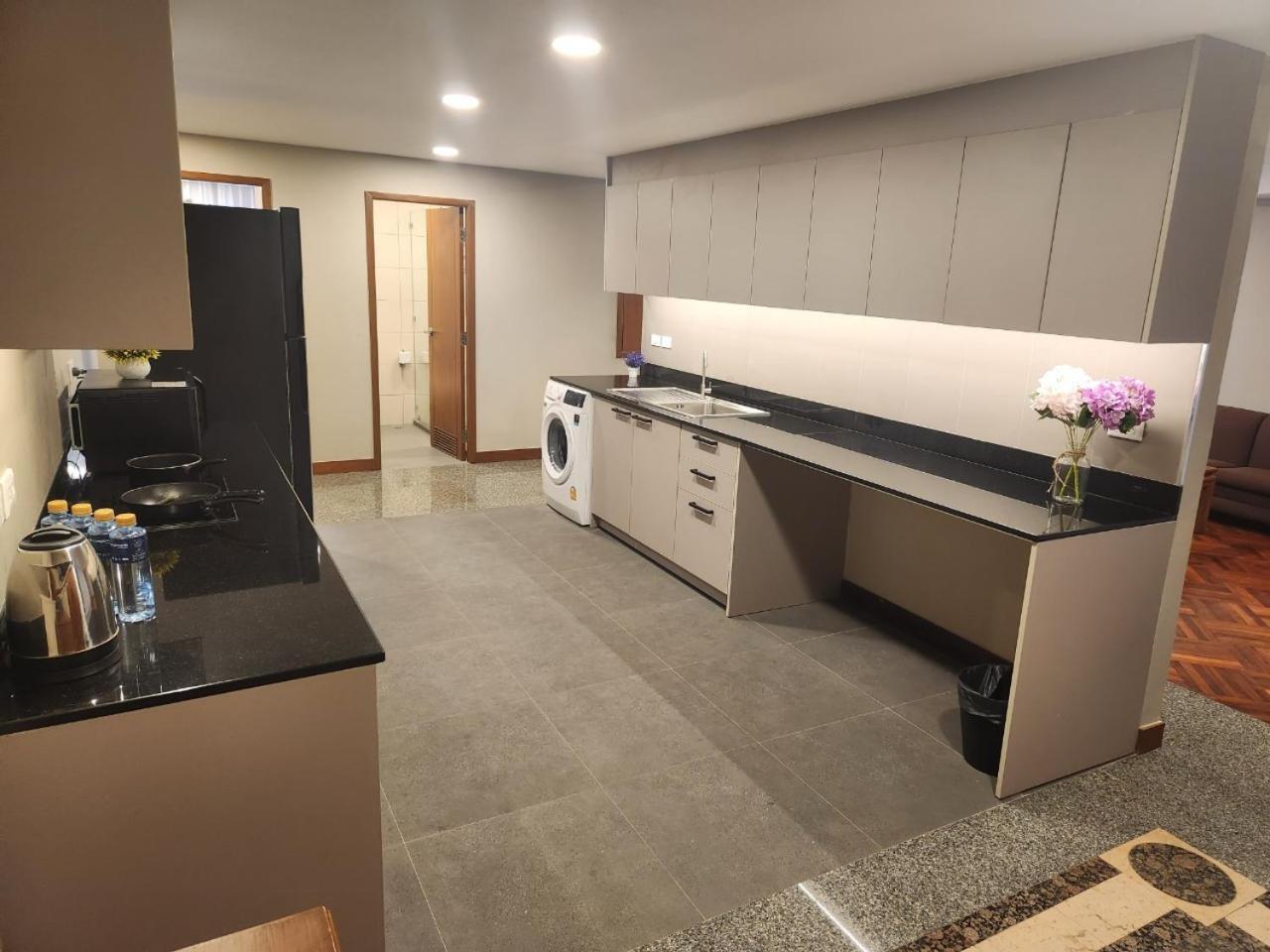 United Tower Thonglor By Aspira Apartment Bangkok Ngoại thất bức ảnh