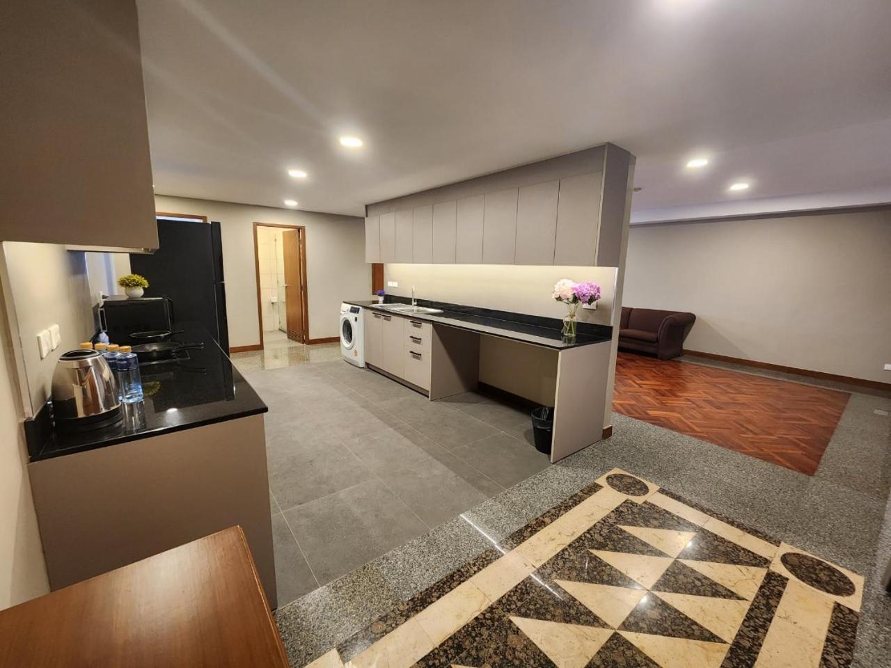 United Tower Thonglor By Aspira Apartment Bangkok Ngoại thất bức ảnh