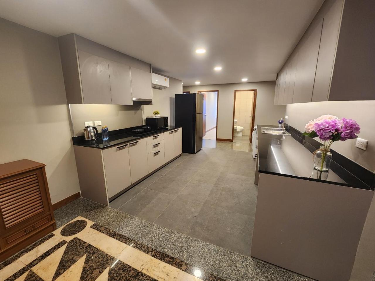 United Tower Thonglor By Aspira Apartment Bangkok Ngoại thất bức ảnh